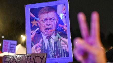 Hunderttausende Slowaken wünschen sich ein Ende des autoritären Kurses von Ministerpräsident Robert Fico.