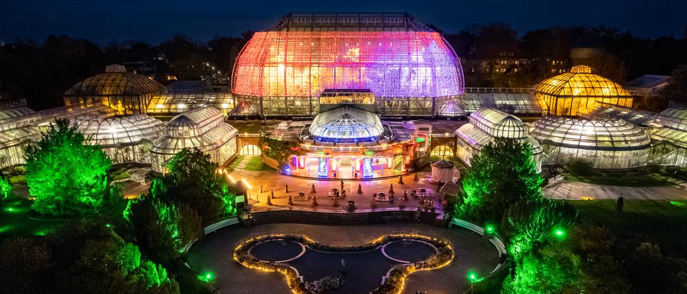 Zum neunten Mal wird die Anlage im Stadtteil Dahlem für den „Christmas Garden“ weihnachtlich beleuchtet. (Archivbild).