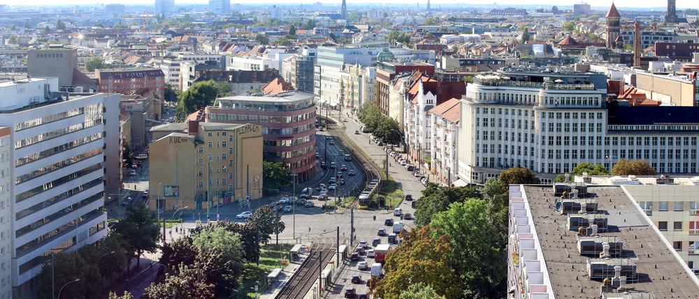 Die Torstraße ist eine wichtige Ost-West-Verbindung in der Berliner City.