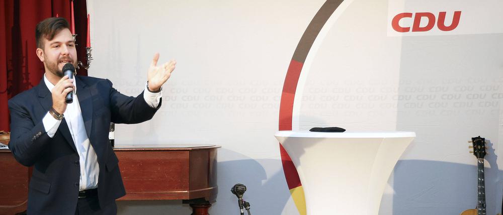 Ist nun unter Protest zurückgetreten: Ex-Ortsvorsitzender Marc-Eric Lehmann beim Neujahrsempfang der CDU Frohnau im Jahr 2023.