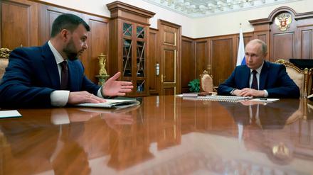 Der von Moskau eingesetzte Besatzungschef für Donezk, Denis Puschilin, hat nach ukrainischen Drohnenangriffen auf Wärmekraftwerke den regionalen Notstand ausgerufen. (Archivbild)