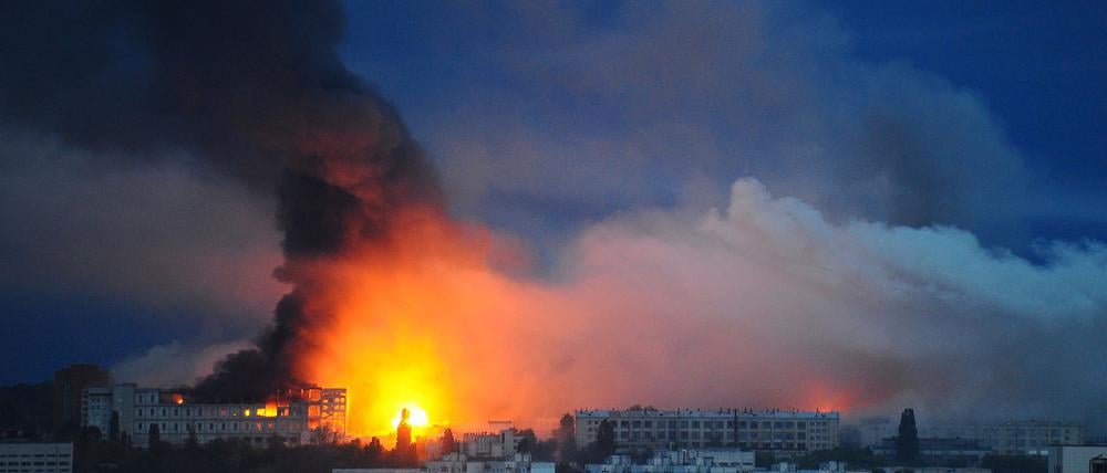 Charkiw liegt nahe der russischen Grenze und wird immer wieder beschossen. (Archivbild)