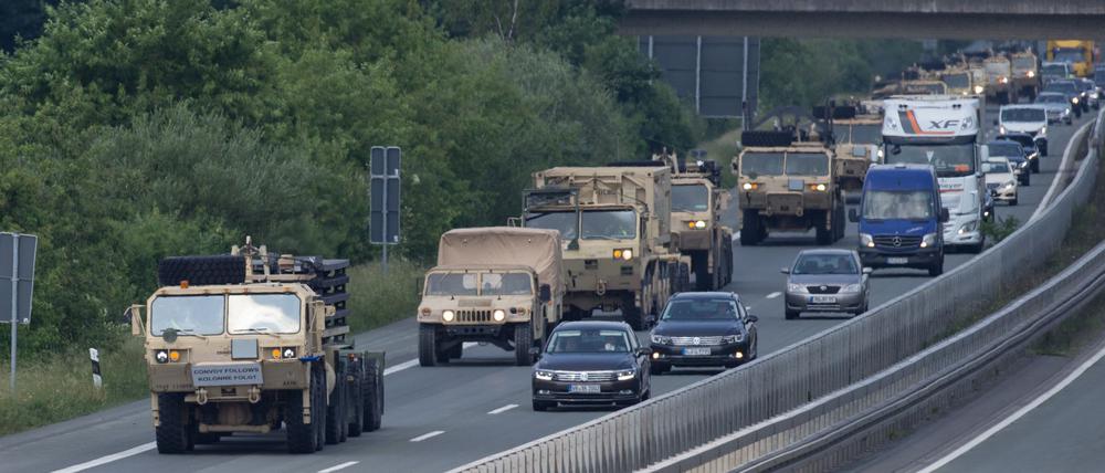 In Notfallsituationen sollen Militärs künftig von bestimmten Regeln für den Güterverkehr ausgenommen werden. (Archivbild)