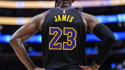 23. NBA-Saisons für die Nummer 23 der Los Angeles Lakers