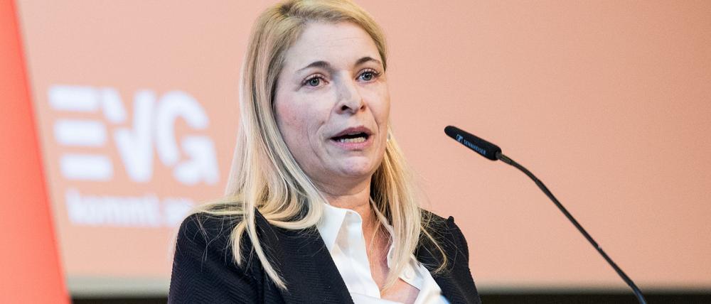 Evelyn Palla, neue Vorstandsvorsitzende der Deutschen Bahn (DB), spricht auf der 5. Bundeskonferenz der Eisenbahn- und Verkehrsgewerkschaft (EVG). 