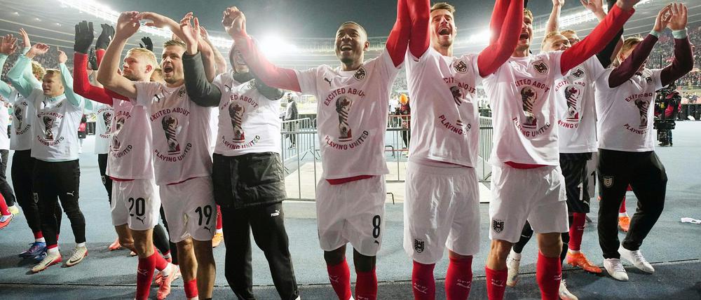 Hoch die Hände: Österreich reist erstmals seit 1998 wieder zu einer WM.