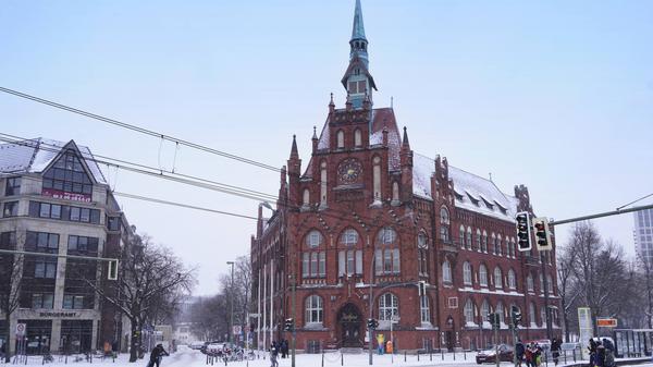 Das Rathaus Lichtenberg in der Möllendorffstraße