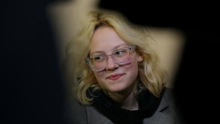 Mitte Oktober wurde Straßenmusikerin Diana Loginowa – Künstlername Naoko – gemeinsam mit mehreren Bandkollegen in St. Petersburg festgenommen.