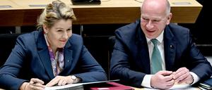 Das Berliner Abgeordnetenhaus beriet in Anwesenheit des Regierenden Bürgermeisters Kai Wegner (CDU) über Milliarden aus dem Sondervermögen des Bundes.