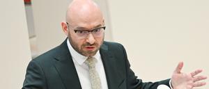 Brandenburgs Innenminister René WIlke (SPD) äußert sich im Landtag zur Frage unsicherer Orte.