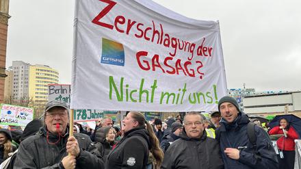 Gasag-Demo vorm Abgeordnetenhaus.