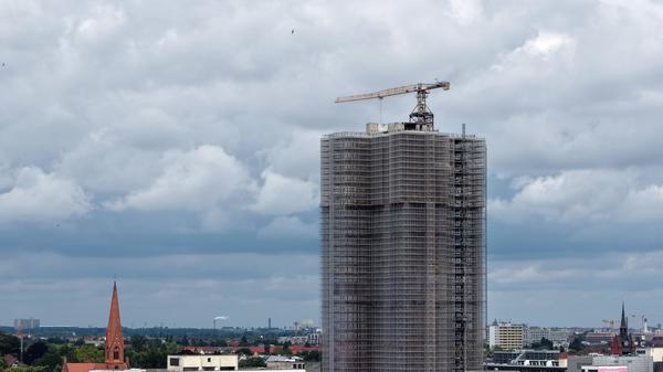 1.8.2025: Berlin: Schloßstraße: Steglitzer Kreisel: Überlin *** 1 8 2025 Berlin Schloßstraße Steglitzer Kreisel Überlin