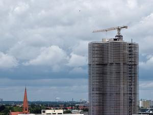 1.8.2025: Berlin: Schloßstraße: Steglitzer Kreisel: Überlin *** 1 8 2025 Berlin Schloßstraße Steglitzer Kreisel Überlin