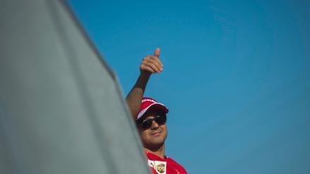 Daumen hoch für den Kampf um den WM-Titel von 2008: Felipe Massa. (Archivbild)