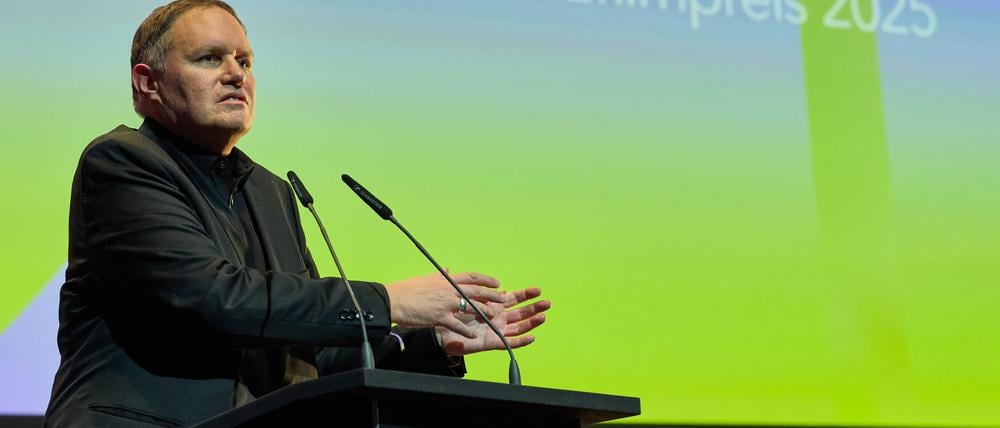 Kultursenator Carsten Brosda bei der Verleihung des Deutschen Kurzfilmpreises.