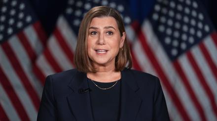 USA, Wyandotte: Senatorin Elissa Slotkin vor einer gemeinsamen Sitzung des Kongresses. 