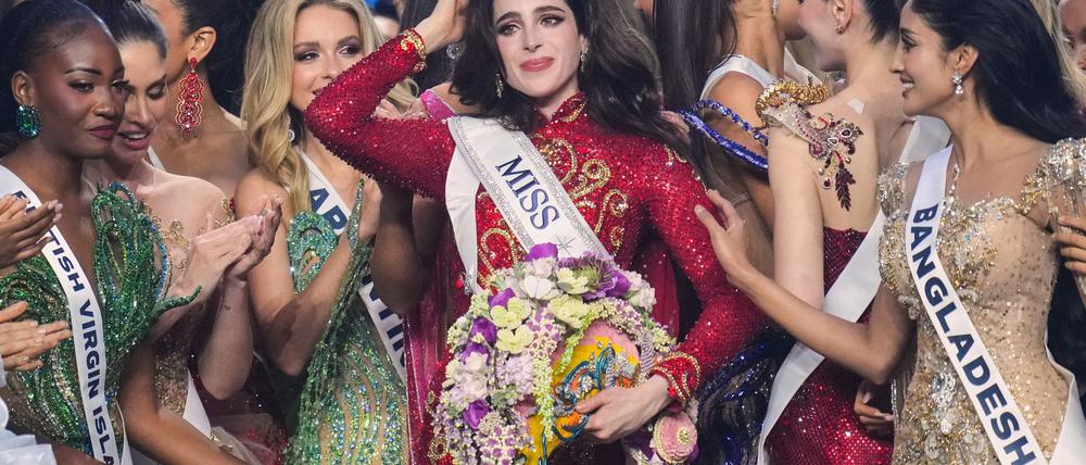 Fatima Bosch ist nach einem von Eklats geprägten Wettbewerb die neue Miss Universe.