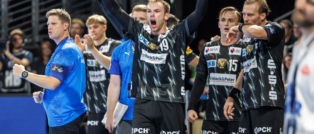 Welthandballer Mathias Gidsel und seine Füchse haben gerade in der Königsklasse viel Grund zum Jubeln. (Archivbild)