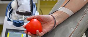 Der „Mann mit dem goldenen Arm“ rettete Millionen Menschen das Leben.