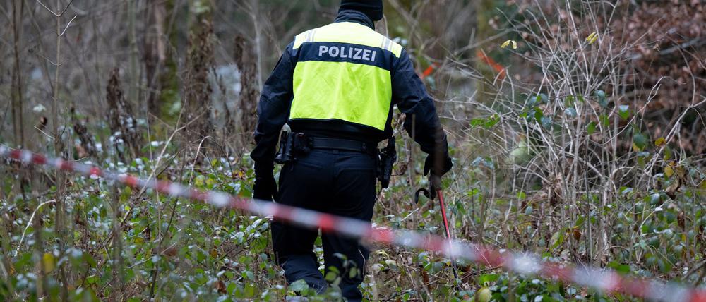 In dem bei Spaziergängern beliebten Gebiet war die Tote gefunden worden.