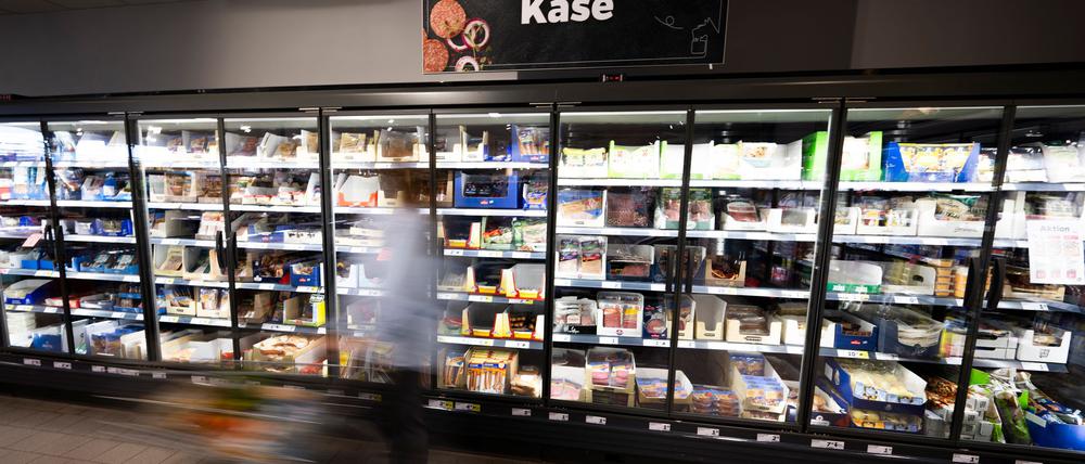 Bei Supermärkten und Discounter mussten Verbraucher in den vergangenen Jahren immer tiefer in die Tasche greifen.