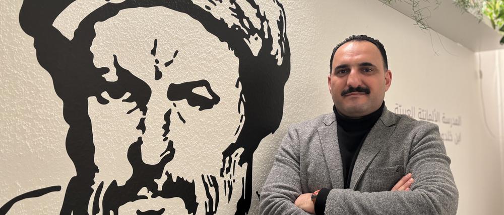 Hudhaifa Al-Mashhadani, Leiter der deutsch-arabischen Sprachschule Ibn Khaldun in Neukölln.