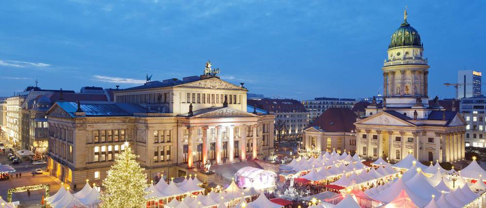 Der Weihnachtsmarkt auf dem Gendarmenmarkt findet seit 2003 statt.