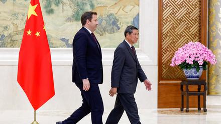 Lars Klingbeil und He Lifeng.