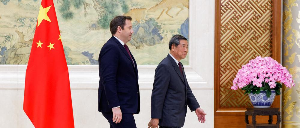 Lars Klingbeil und He Lifeng.