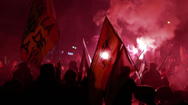 Rechtsextremer Aufzug zum Todestag von Francisco Franco in Madrid.