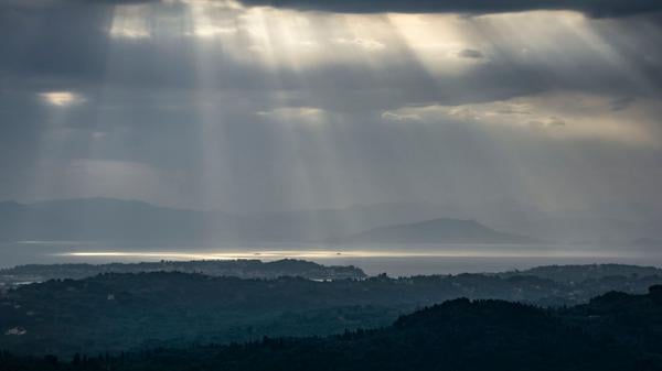 Blick über das Ionische Meer und das griechische Festland.