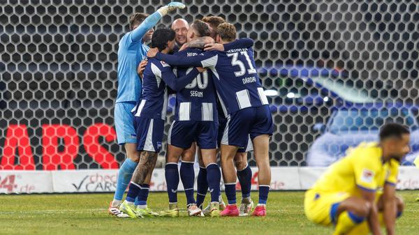 Eine verschworene Einheit. Die Berliner verteidigen gemeinsam. Das ist die Basis des Erfolgs.