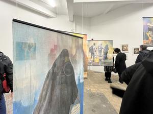 Blick in einen der Ausstellungsräume der Gaza Biennale Berlin Pavillon im Flutgraben.