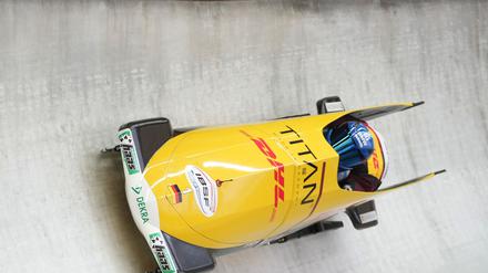 Johannes Lochner und Georg Fleischhauer beim ersten Zweierbob-Rennen auf der neuen Olympia-Bahn in Cortina d'Ampezzo.