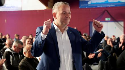 Leif-Erik Holm, Co-Landeschef der AfD, wird beim AfD-Landesparteitag zum Ministerpräsidentenkandidaten für die Landtagswahl 2026 nominiert.