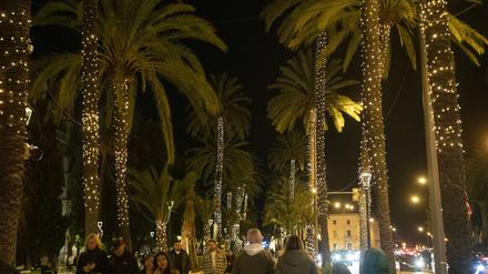 Palma hat die Weihnachtsbeleuchtung angeschaltet. 