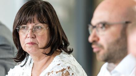 Sprembergs Bürgermeisterin Christine Herntier (parteilos) beriet im August mit Brandenburgs Innenminister René Wilke über das Erstarken des Rechtsextremismus. (Archivbild)