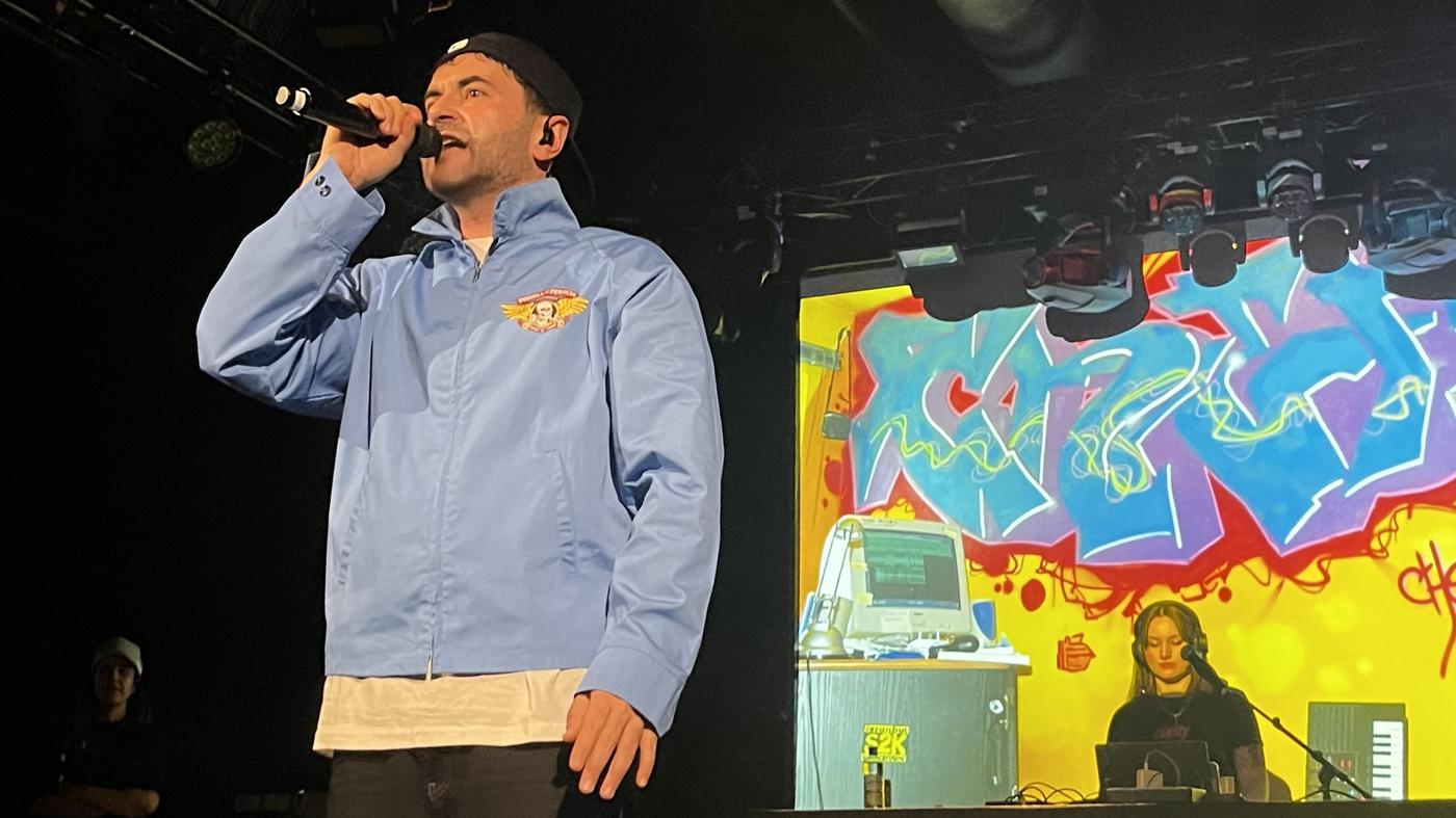 Chefket-im-Festsaal-Kreuzberg-Liebe-Beats-und-Free-Palestine