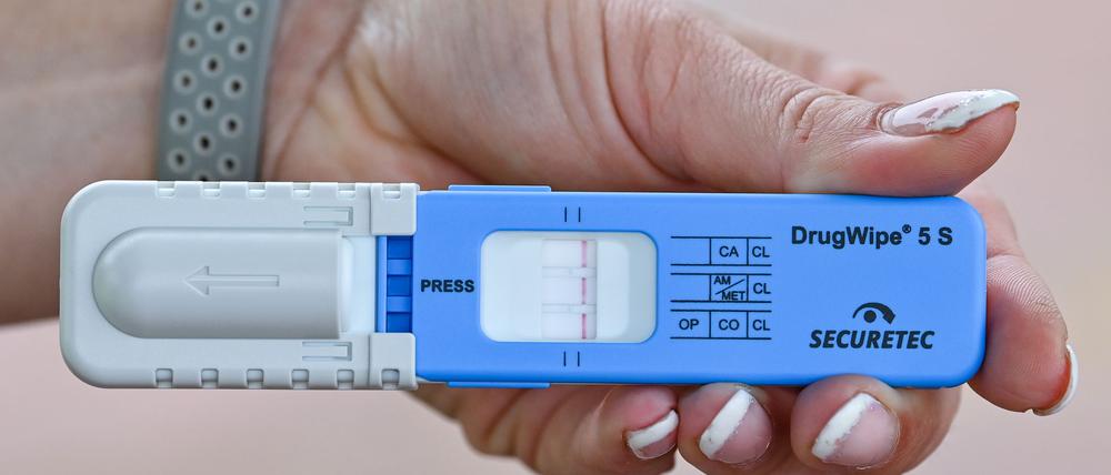 Die Polizei nutzt bei Verkehrskontrollen Drogenschnelltests. (Symbolbild)