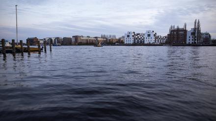 Die Rummelsburger Bucht bei Sonnenuntergang im März 2020. (Symbolbild)