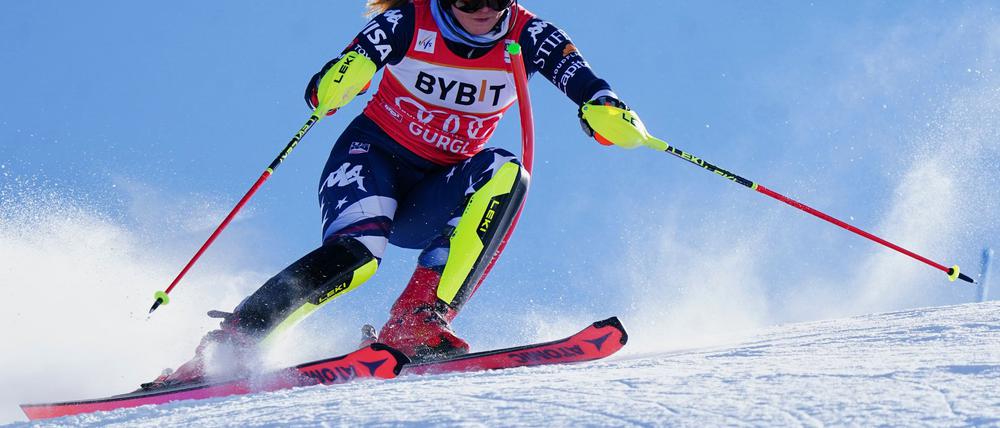US-Star Mikaela Shiffrin war auch im zweiten Slalom der Saison nicht zu schlagen.
