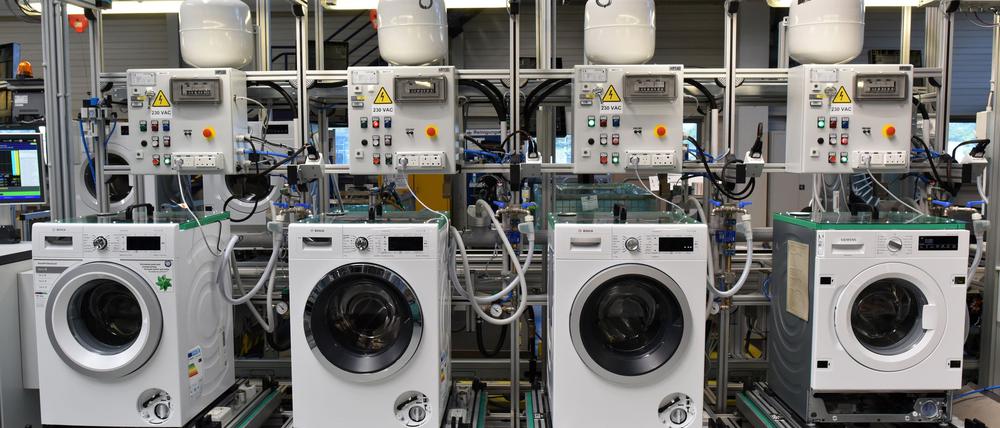 Die Bosch-Tochter BSH verkauft Waschmaschinen, Herde und andere Hausgeräte - doch die Nachfrage schwächelt. (Archivbild)