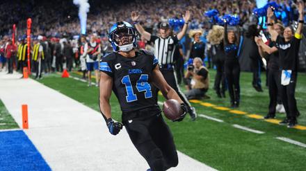 Amon-Ra St. Brown kam auf einen Touchdown.