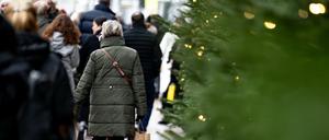 Die Konsumlaune in Deutschland ist derzeit schlecht - der Handelsverband Berlin-Brandenburg hofft aber auf ein „stabiles“ Weihnachtsgeschäft. (Archivbild)