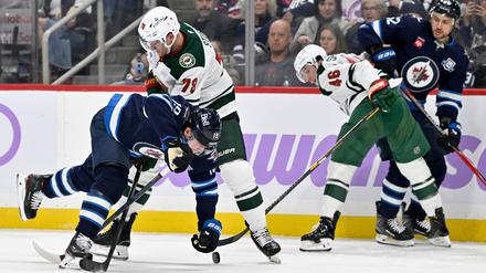 Nico Sturm (78) von der Minnesota Wild gab sein NHL-Comeback.