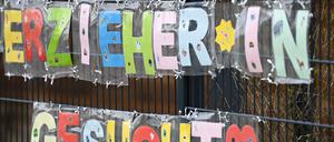 Die Kita soll ein Ort guter frühkindlicher Bildung sein, doch als Arbeitgeber fehlt es ihr an Attraktivität. 