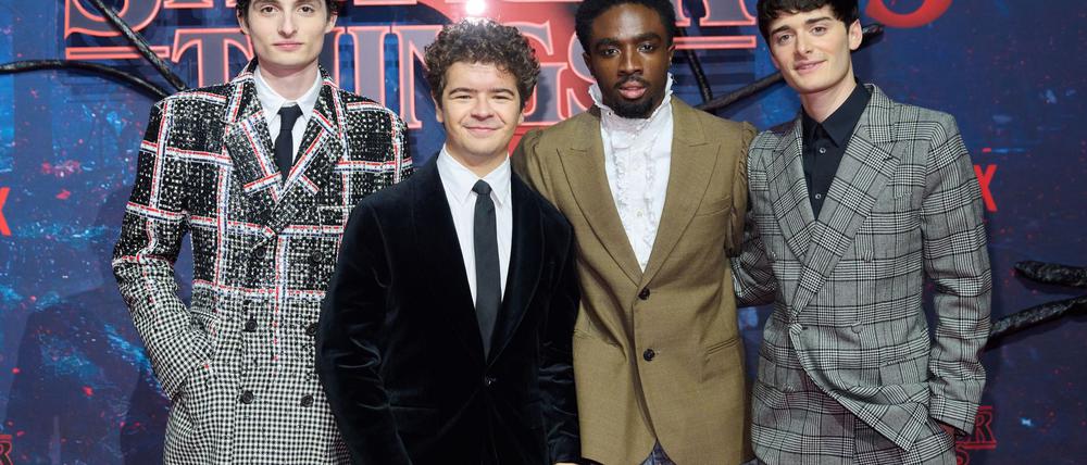 Zum Fan-Event in Berlin kamen einige der Hauptdarsteller von „Stranger Things“: Finn Wolfhard, Gaten Matarazzo, Caleb McLaughlin und Noah Schnapp (von links nach rechts). (Archivbild)