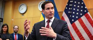 24. November 2025: US-Außenminister Marco Rubio spricht während einer Pressekonferenz in Genf, Schweiz, am 23. November 2025.