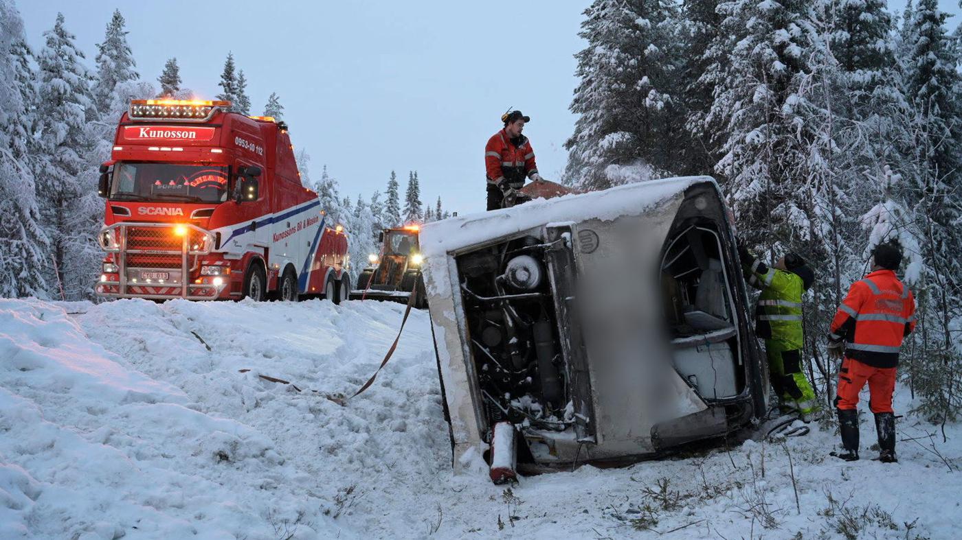 busunfall-busunfall-in-schweden-auch-deutsche-studenten-an-bord