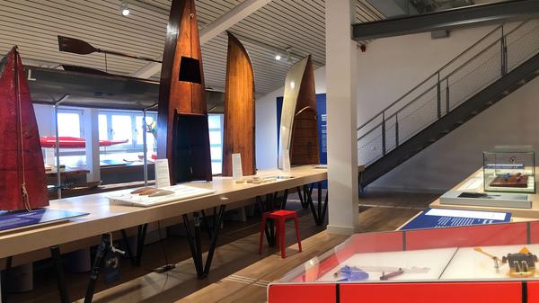 2: Blick in den Ausstellungsraum im Wassersportmuseum GrünauCredit: Julia Schmitz